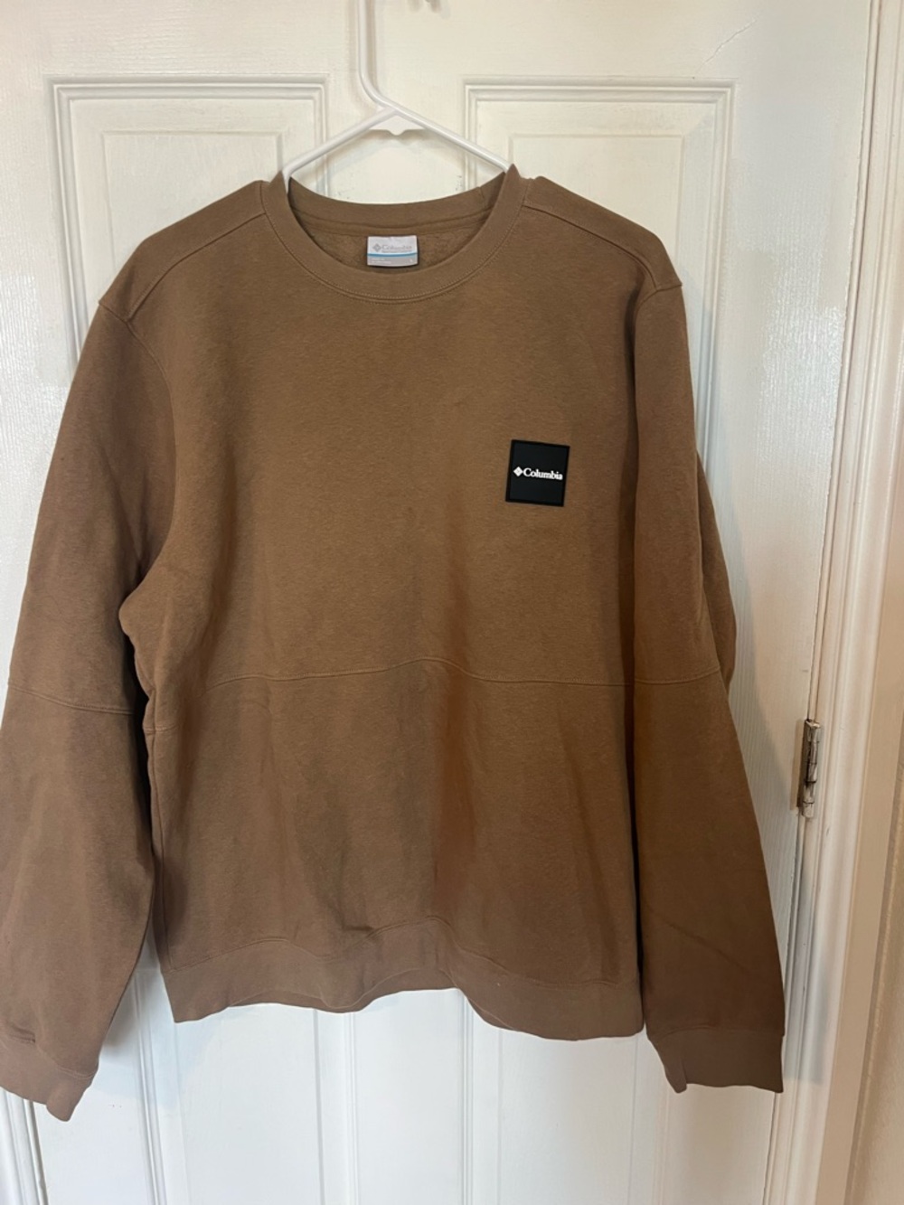 Columbia Men's Chest-Logo Brown Crewneck Sweatshirt